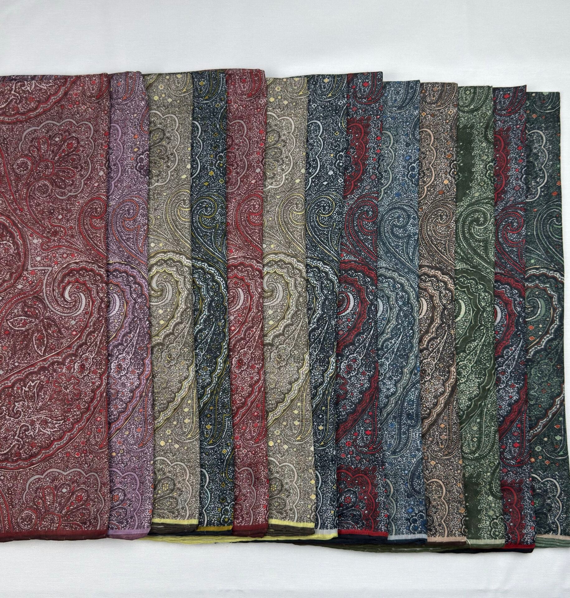 Karlea Scarf Yaz Esintisi Eşarp - Royal Paisley